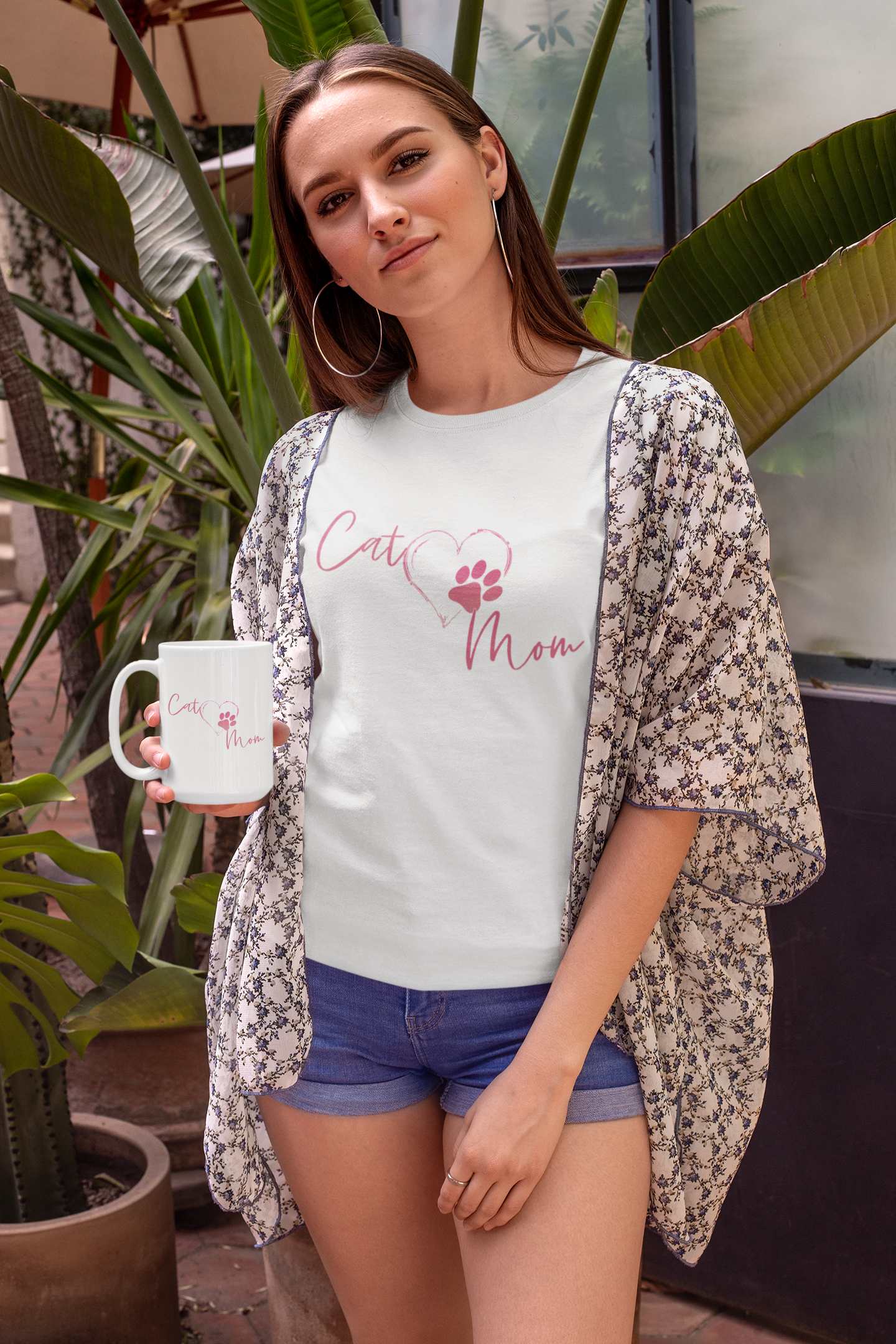 Women's Cat Mom T-shirt